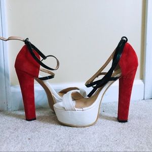 Used Like New Size 8